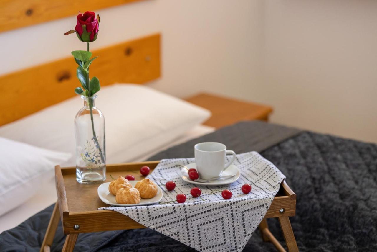 Apartamenty Wisniowy Sad By Noclegi Renters Kołobrzeg Buitenkant foto